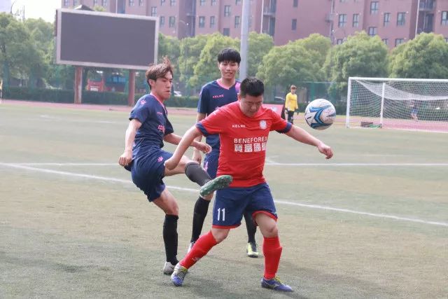 内马尔：离开巴萨前梅西说他会让我成为世界最佳